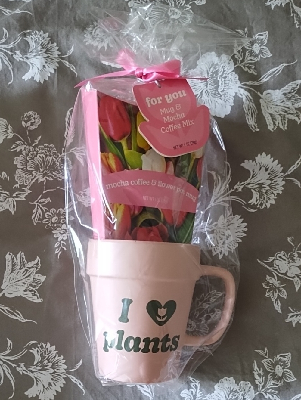 BWT Bay Island Pink 'I ♥ Plants' Ceramic Mug Gift Set with Floral Coffee Mix